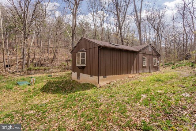 191 HIDEAWAY FARMS RD, Edinburg, VA 22824