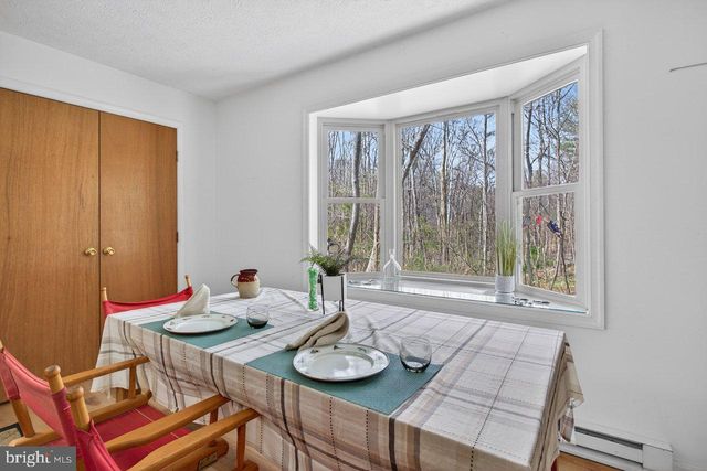 191 HIDEAWAY FARMS RD, Edinburg, VA 22824