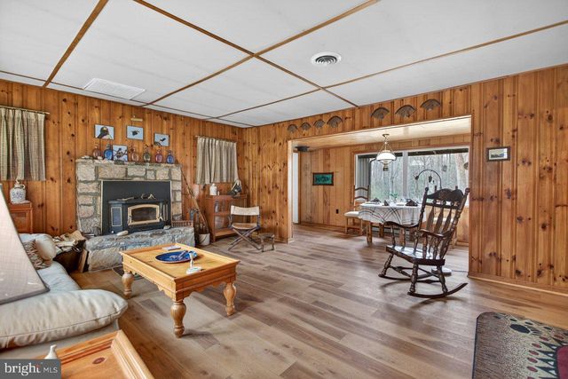 191 HIDEAWAY FARMS RD, Edinburg, VA 22824