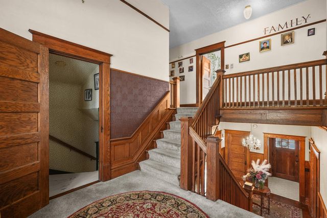 617 E Division Street, Cadillac, MI 49601