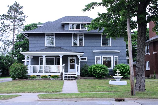 617 E Division Street, Cadillac, MI 49601