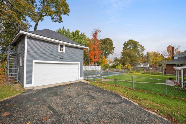 617 E Division Street, Cadillac, MI 49601