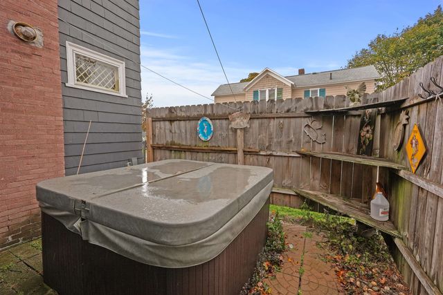 617 E Division Street, Cadillac, MI 49601