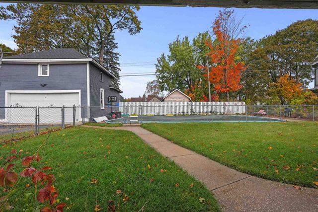 617 E Division Street, Cadillac, MI 49601