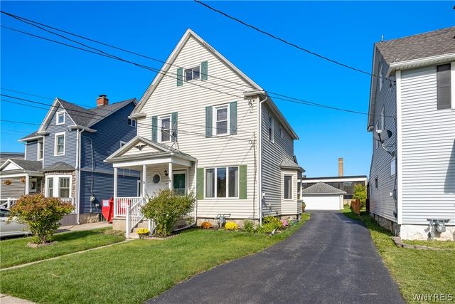 16 Grant Street, Lancaster, NY 14043