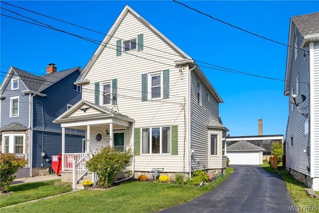 16 Grant Street, Lancaster, NY 14043