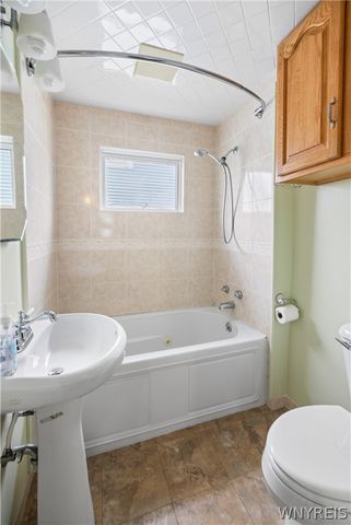 16 Grant Street, Lancaster, NY 14043