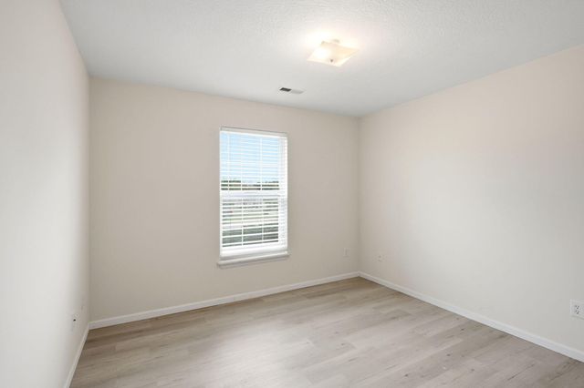 2109 OSAGE DR, Columbia, MO 65202