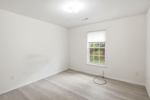 2109 OSAGE DR, Columbia, MO 65202