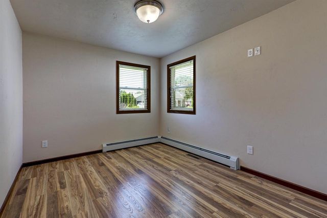 428 8TH STREET, Menasha, WI 54952