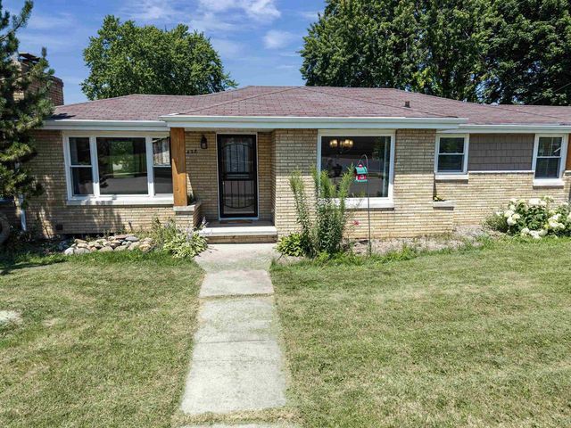 428 8TH STREET, Menasha, WI 54952