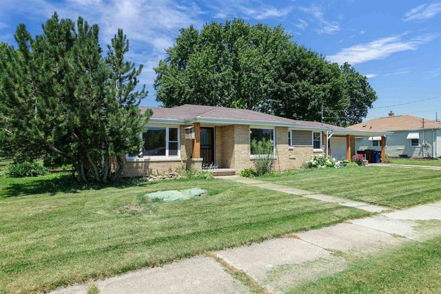 428 8TH STREET, Menasha, WI 54952