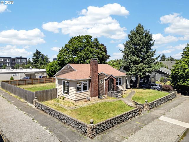 6907 N MARYLAND Ave, Portland, OR 97217