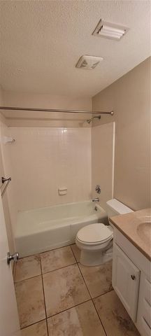 2220 NW 14TH AVENUE, Gainesville, FL 32605