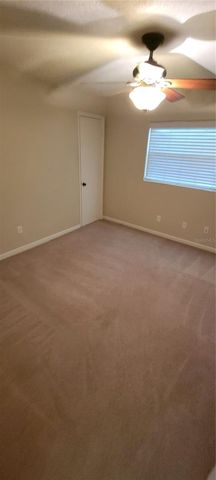 2220 NW 14TH AVENUE, Gainesville, FL 32605