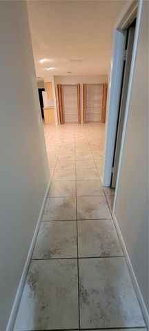 2220 NW 14TH AVENUE, Gainesville, FL 32605