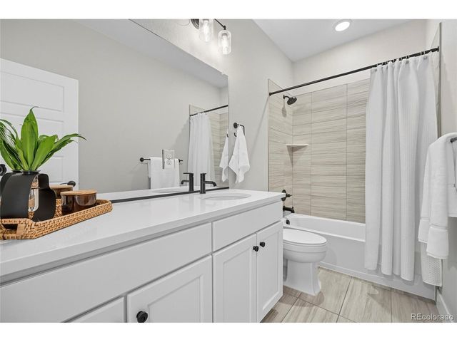 10139 E 62nd Ave S, Denver, CO 80238