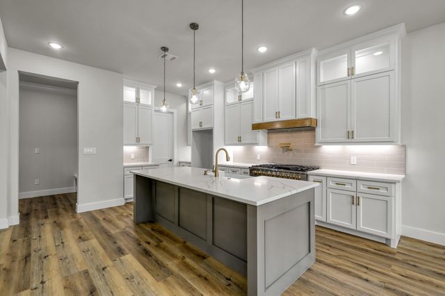 143 Bent Tree Ln, Montgomery, TX 77356
