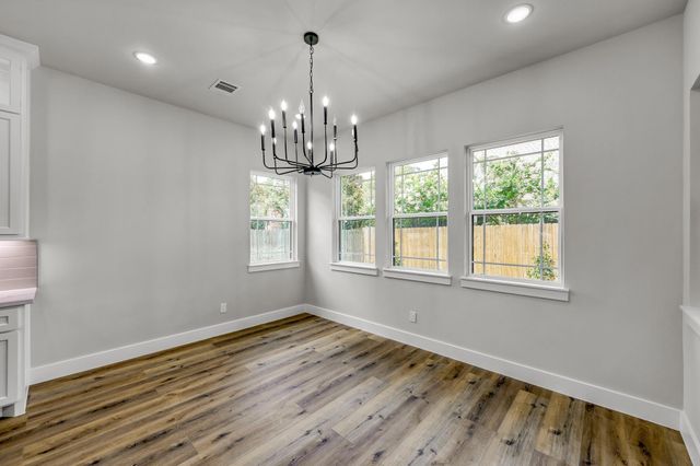 143 Bent Tree Ln, Montgomery, TX 77356