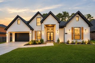 143 Bent Tree Ln, Montgomery, TX 77356