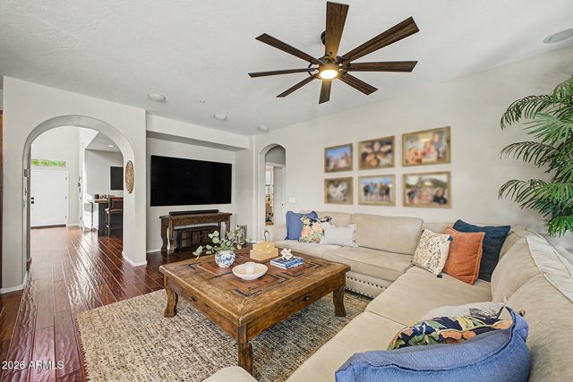 18483 W VERDIN Road, Goodyear, AZ 85338