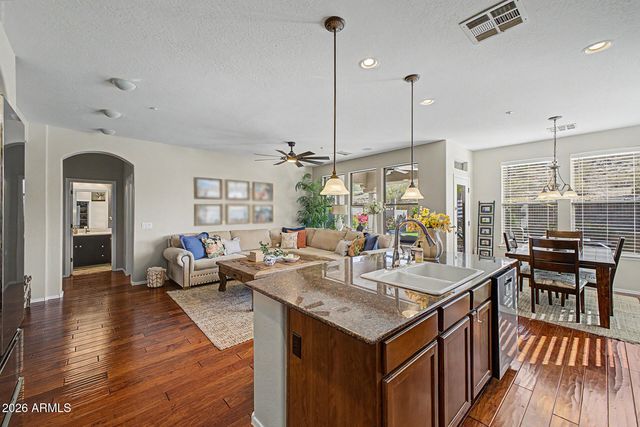 18483 W VERDIN Road, Goodyear, AZ 85338