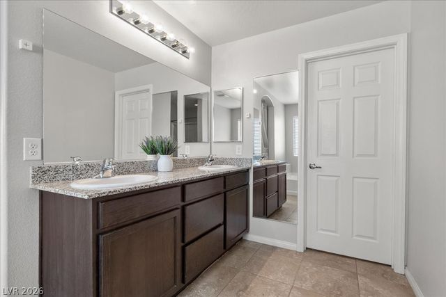 6662 Salt Pond Bay Street, Las Vegas, NV 89149