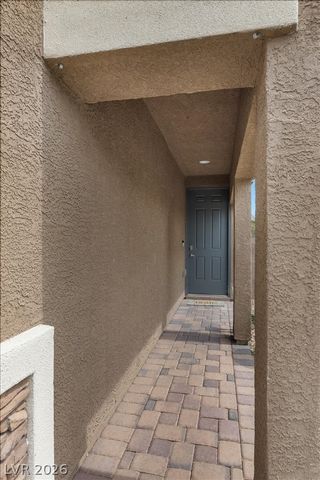 6662 Salt Pond Bay Street, Las Vegas, NV 89149