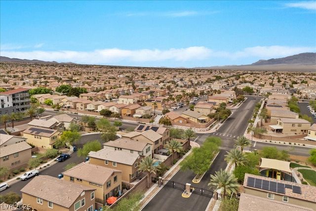 6662 Salt Pond Bay Street, Las Vegas, NV 89149