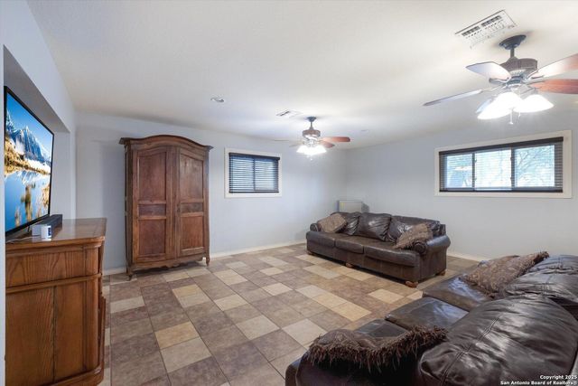 227 Palo Grande, San Antonio, TX 78232