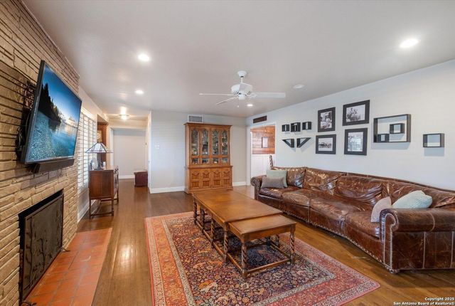 227 Palo Grande, San Antonio, TX 78232