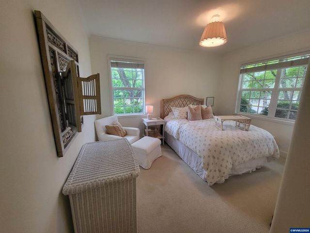 3371 Coeur D Alene Dr, West Linn, OR 97068