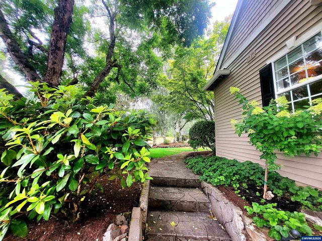 3371 Coeur D Alene Dr, West Linn, OR 97068