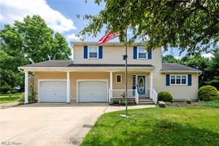 11936 Patroon Circle NW, Canal Fulton, OH 44614