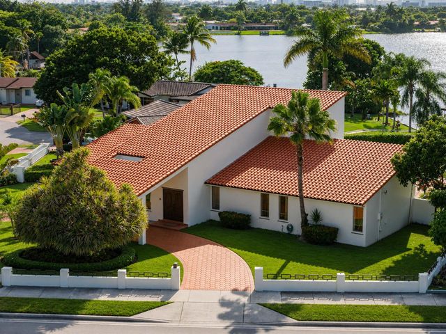 1110 SW 97TH Avenue, Miami, FL 33174