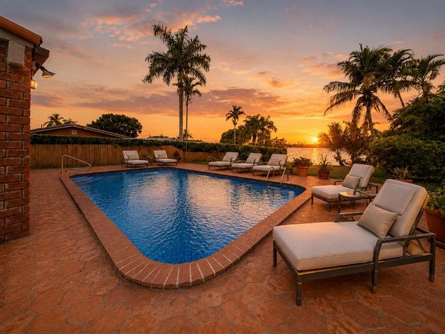 1110 SW 97TH Avenue, Miami, FL 33174