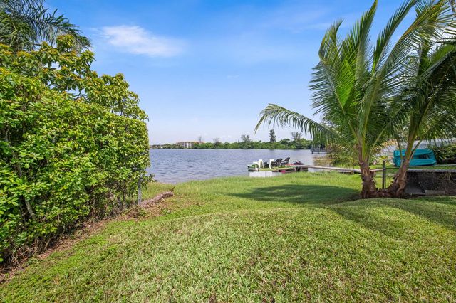 1110 SW 97TH Avenue, Miami, FL 33174