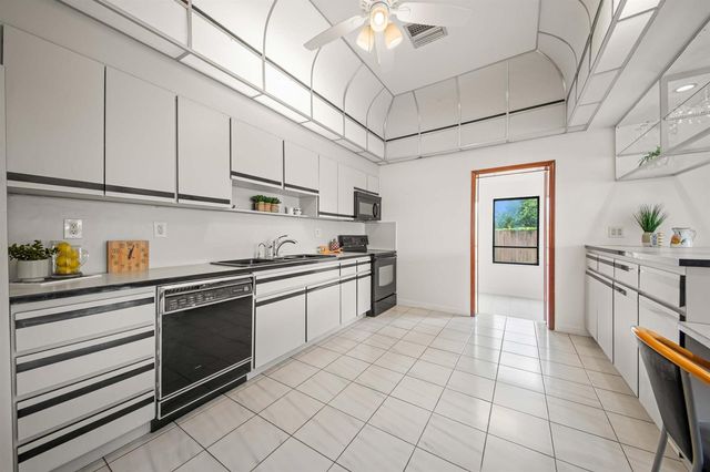 1110 SW 97TH Avenue, Miami, FL 33174
