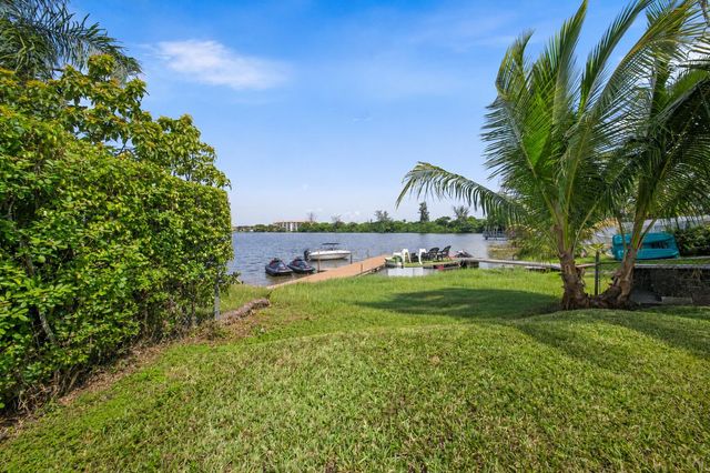 1110 SW 97TH Avenue, Miami, FL 33174