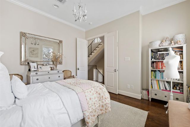 1202 Wynden Commons Lane, Houston, TX 77056