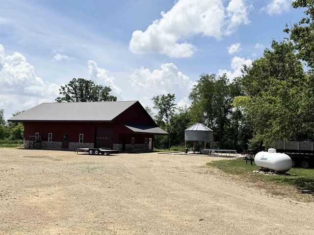 W641 County Road E, Brodhead, WI 53520