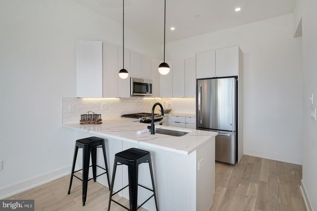 2031 S 20th St Apt 8, Philadelphia, PA 19145