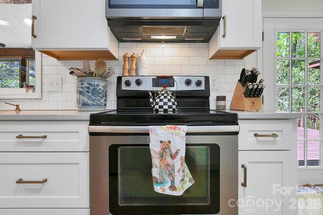 492 Falls Creek Road, Pisgah Forest, NC 28768