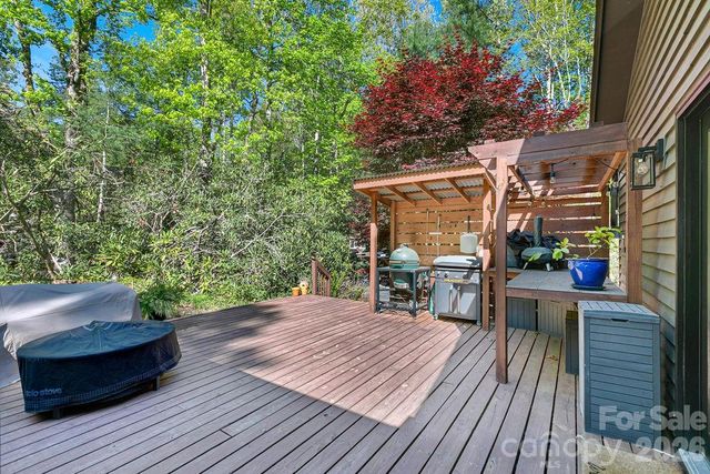 492 Falls Creek Road, Pisgah Forest, NC 28768