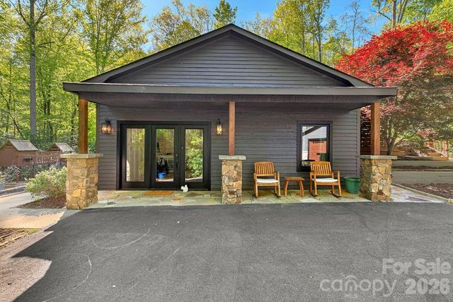 492 Falls Creek Road, Pisgah Forest, NC 28768
