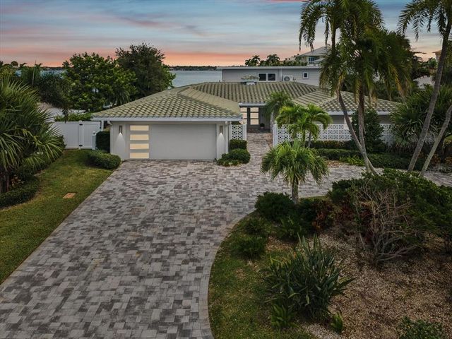 12375 7TH STREET E, Treasure Island, FL 33706