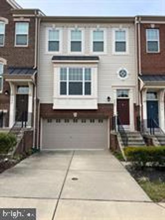 9075 ALEXANDER WAY, Manassas Park, VA 20111