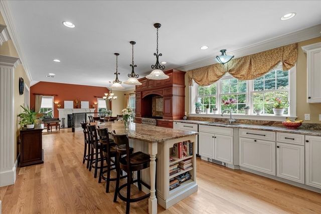 33 Lauren Lane, Scituate, MA 02066