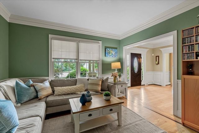 33 Lauren Lane, Scituate, MA 02066