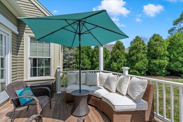 33 Lauren Lane, Scituate, MA 02066